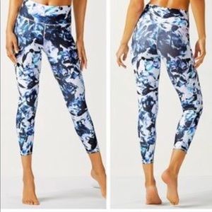 Fabletics leggings
